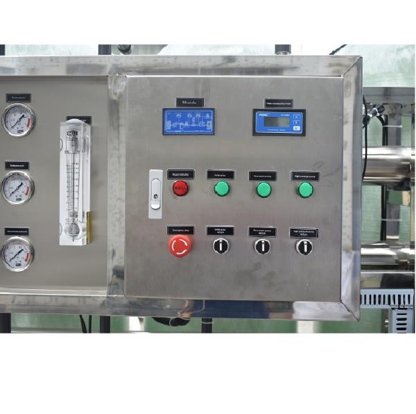 O PLC controla a estação de tratamento de água mineral do sistema RO do RO da estação de tratamento de água 3TPH