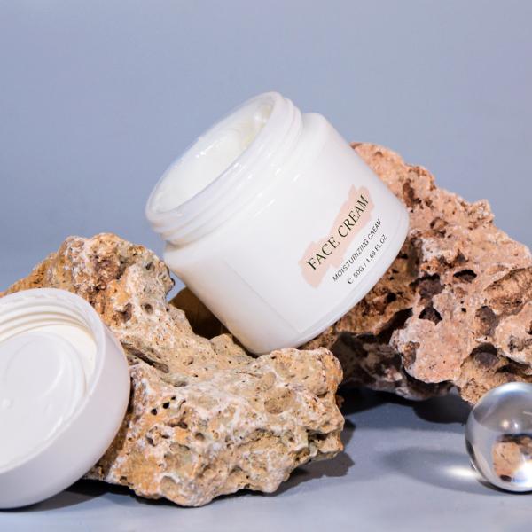 OEM ODM de marca privada humectante antienvejecimiento crema de cara nocturna para la piel clara