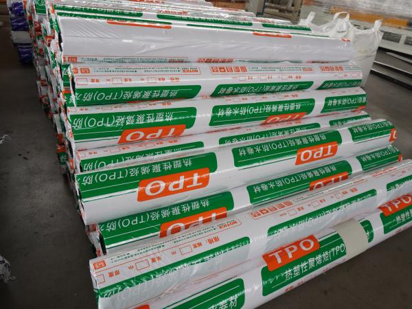 Fleece Backed 1.5mm Strong Malleability High Plasticity TPO Roofing Membrane For Propylene-Alpha-Olefin Copolymer Resins
