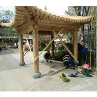 El Gazebo de madera del patio trasero chino las pequeñas columnas de los 2m de los x 2m cultiva un huerto al aire libre