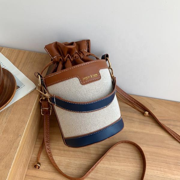 Elegant Luxury Designer Bucket Bag For Ladies And Girls With Drawstring Leather And 2 Colors