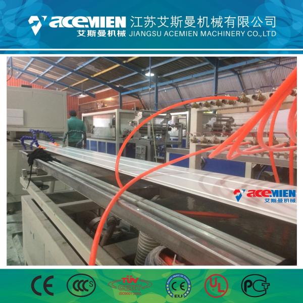 Máquina de estratificação de carimbo quente do teto do PVC, painel de parede do PVC que faz a máquina