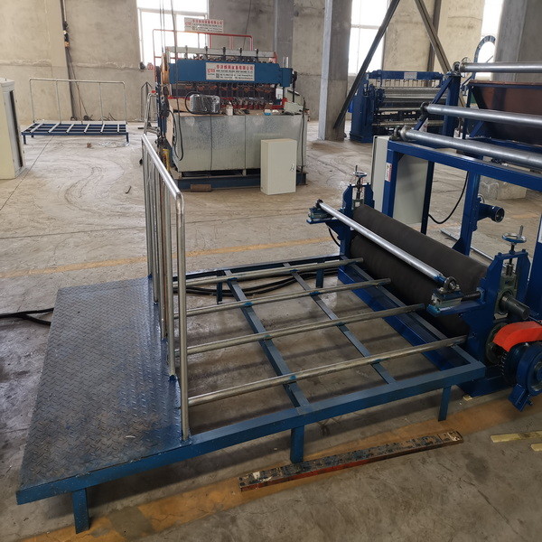 Huayang Antiacid Roll Mesh Welding Machine , Wire Dia 2.6mm Stainless Welding Machine