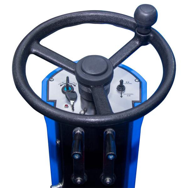 D7 Compact Ride On Floor Scrubber Dryer With Large Water Tank And Long Battery Life