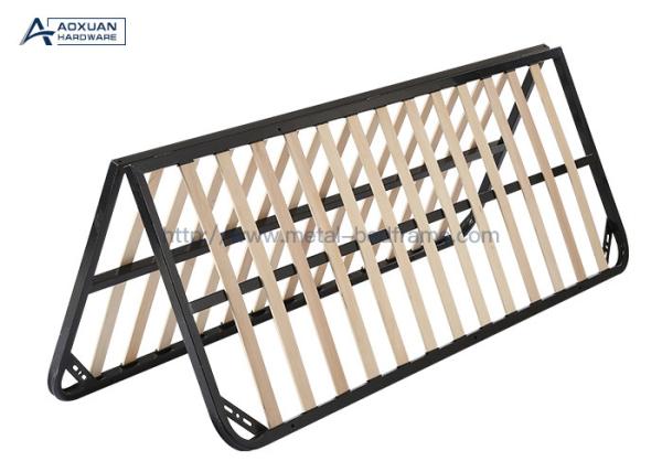 60'' Queen Size Metal Platform Bed Frame With Wood Slats