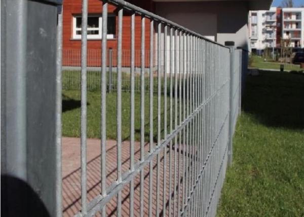 Powder Coated Tubular Steel Fence Fade-Resistant
