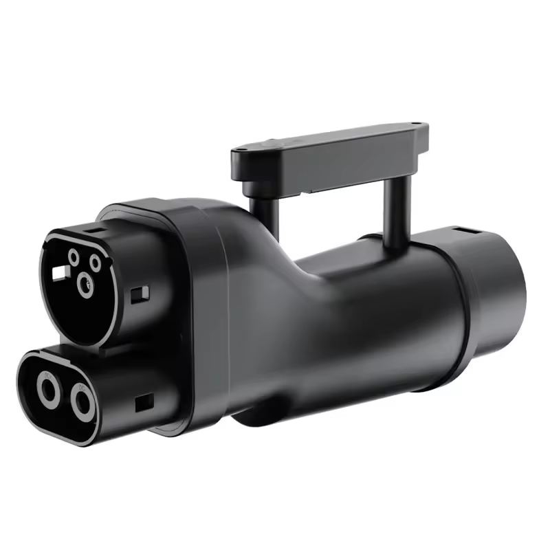 GBT to CCS2 EV Charging Adapter 1000V DC 250A with IP67 Protection for Fast DC Charging