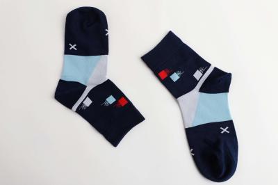 Socquettes antibactériennes de sports d'Elastane avec la sueur - matériel absorbant