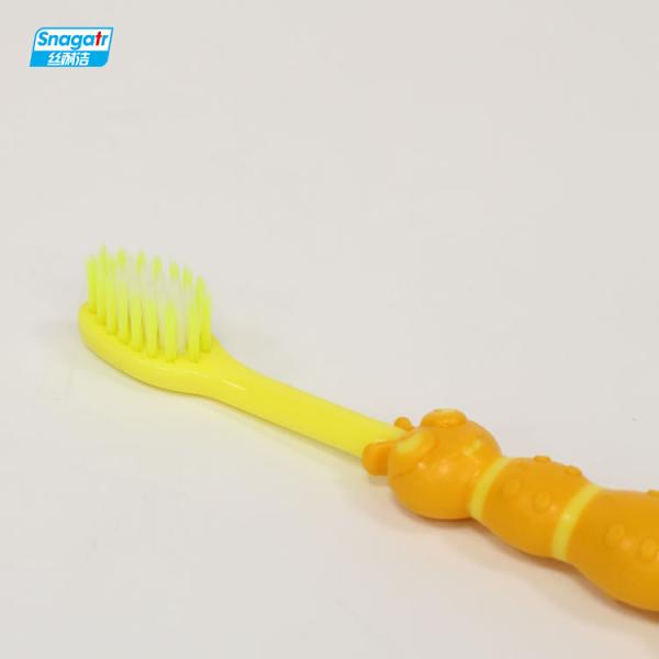 Покрашенная зубная щетка PBT щетинок инструмента гигиены полости рта детей мультфильма мягкая