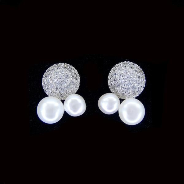 Os brincos de água doce chapeados da pérola do ródio personalizaram a joia 925 de prata