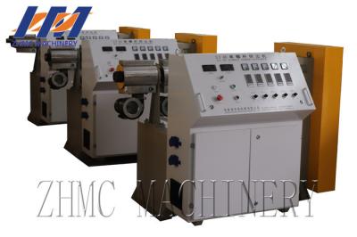 Automatic 1.5 Meters Long PVC 45 Profile Extrusion Line Extruder Yellow And White