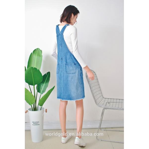 Blue Color Women Denim Dungaree Dress With Frayed Hem OEM Service