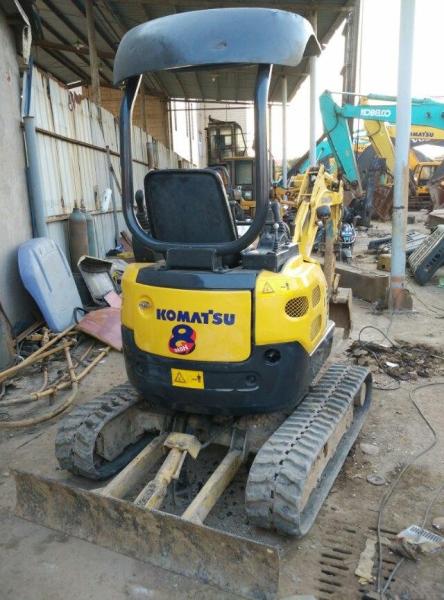 Used KOMATSU PC15 Mini Excavator For Sale with Rubber Track shoe
