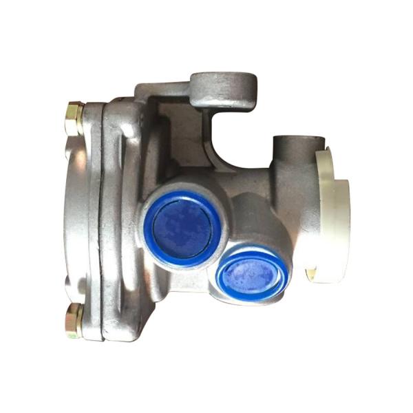 Japanese Truck Parts Brake Relay Valve Mc837114 for Fuso