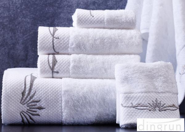 Super Soft 32s Woven White Hand Towels Set OEM / ODM Available
