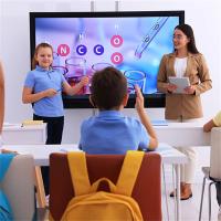Venta al por mayor Popular Interactivo 75 pulgadas pantalla táctil Interacción Multi Boca 4k Interactivo Panel plano para la educación