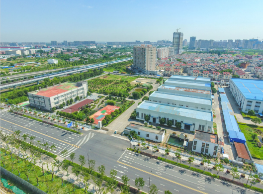 Shock Absorption SPU Wooden Texture Basketball Court Surfaces for Indoor Outdoor