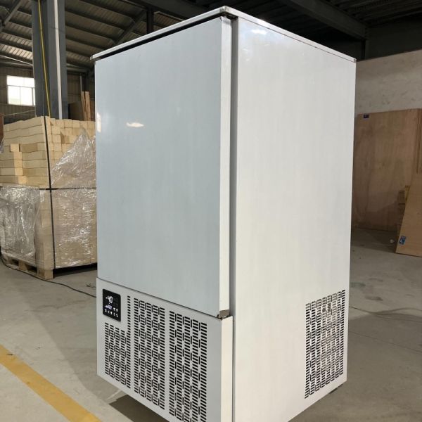 Custom Commercial Blast Chiller Refrigerator for Kitchen 46x66cm Pan