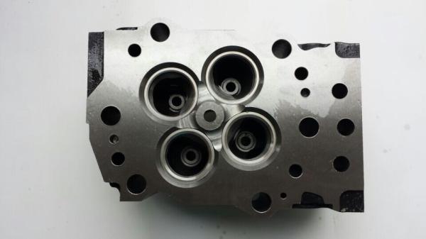 Strengthened Cylinder Head 3811985 3646324 3640321 3081070 3072438 for Cummins Marine Engine