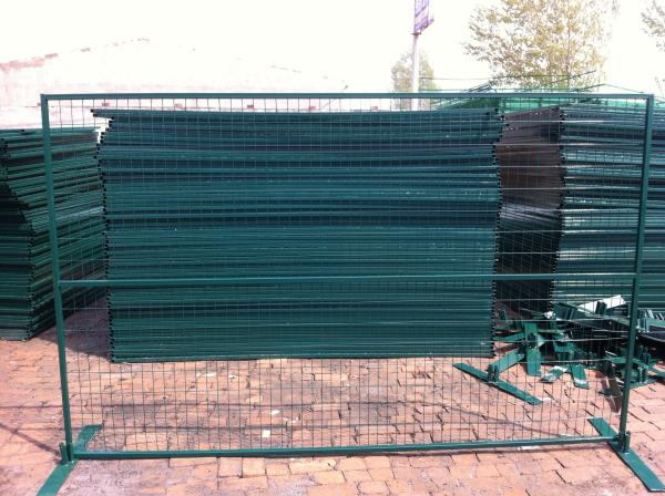 Hot sale low price galvanized Canada temporary fence (High quality and high security)