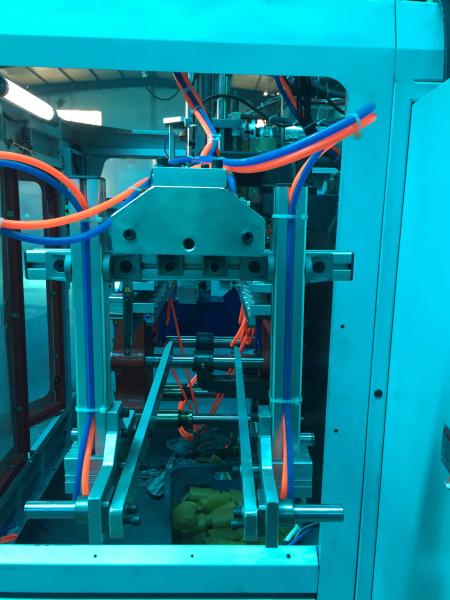 HDPE baby powder bottle blow molding machine fully automatic with IML system