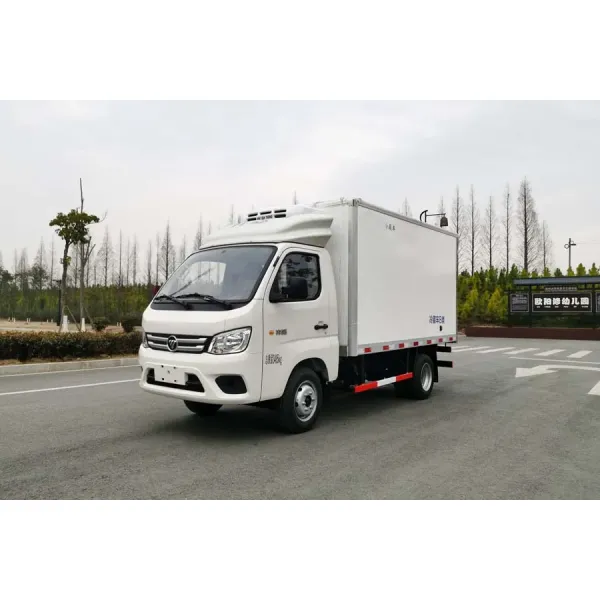 Foton Shacman Refrigerated Truck for Sale Refrigerator Mobile Photon Trucks Food Cold Frozen Food Delivery 4*2 Freezer Box Truck Electric Pickup in Stock