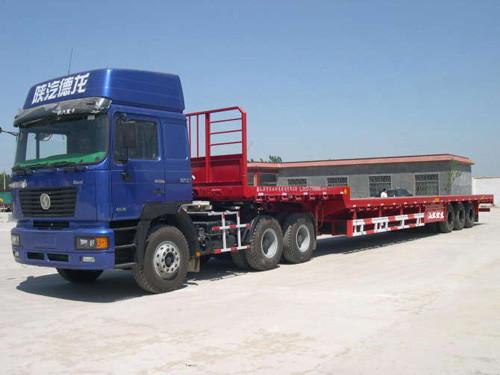 Multi Axles 40ft Flat Bed Semi Trailer Gooseneck Slip Resistant Red