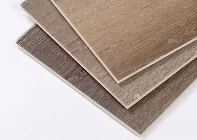 Revestimento de madeira impermeável à prova de fogo do fechamento do PVC da cor para a decoração da casa