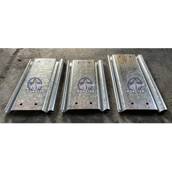 “Perforated Door Shutter Roll Forming Machine with 3-Ton Manual Decoiler & Hydraulic Automatic Slat Production”
