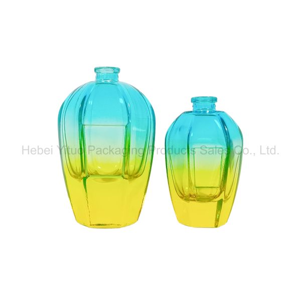 Could Be Customized glass perfume bottles vintage borosilicate glass body material ideal for scent presentation and display