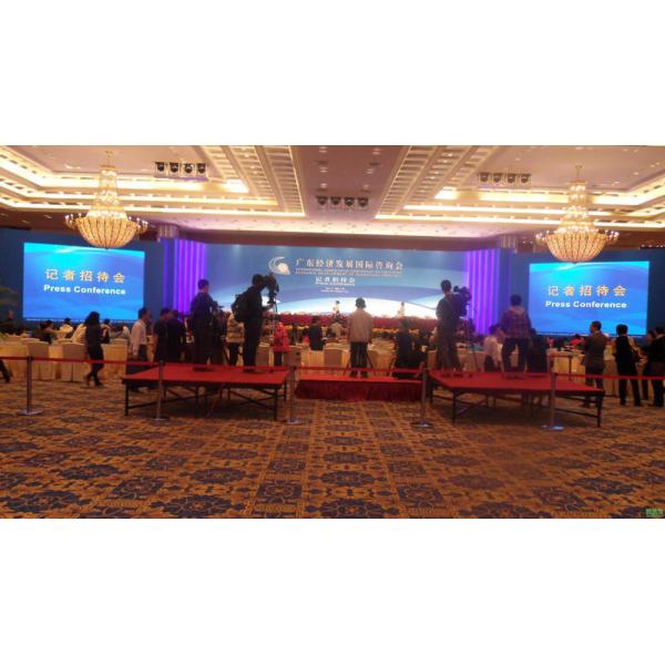 Wall Mounting Indoor Advertising LED Display / Full Color P4 LED Video Wall