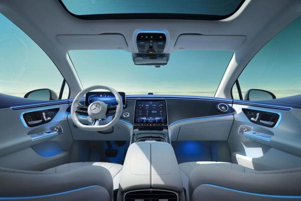 EQE 350 Mercedes Carro Elétrico 402 Potência de Cavalos Tração traseira EV