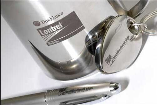 OEM 0.5Mm Depth Portable Engraving Machine For Steel , Fiber Laser Marker