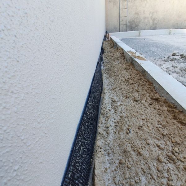 HDPE Plastic Drainage Ditch Flexible Plastic Blind Ditch For Highway Railway And Tunnel Waterproof Drainage