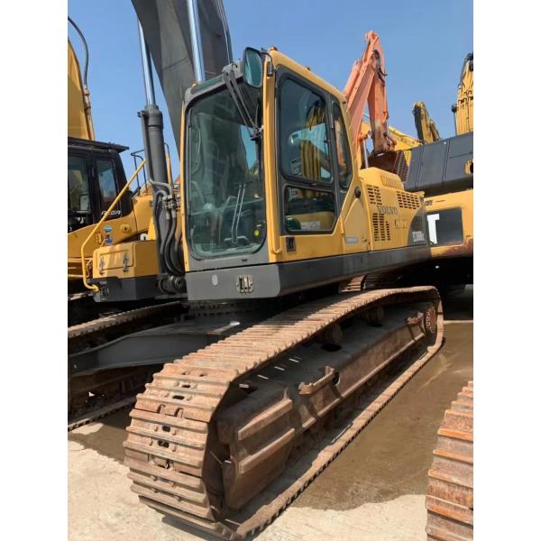 Excavadora Volvo 360B robusta y usada para trabajos de construcción