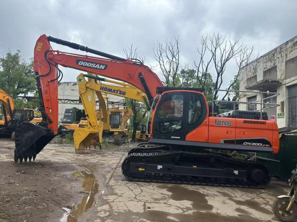 Used Doosan DX300LCA Excavator
