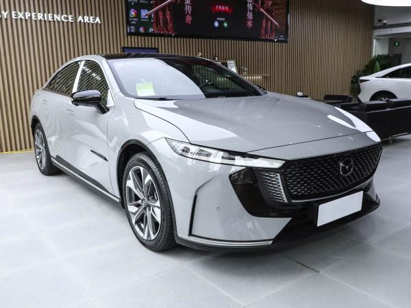 Popular Used Cars with 5-Door 5-Seater SUV Body Structure 7.35 WLTC Comprehensive Fuel Consumption L/100Km and 1660 Curb Weight KG