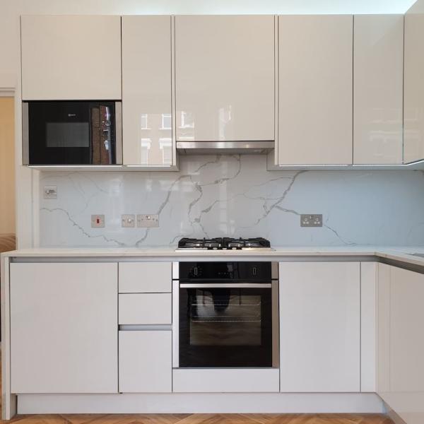 White High Gloss Cupboard Acrylic Kitchen Cabinet Modern Modular