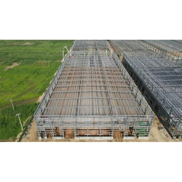 Prefabricated Steel Structure Industrial Workshop Building with CE Certificate, Customized Size, and Seismic Grade 8