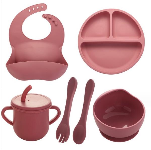 Durable Silicone Baby Feeding Set BPA Free Spoons Bibs Plate Customized Design Style
