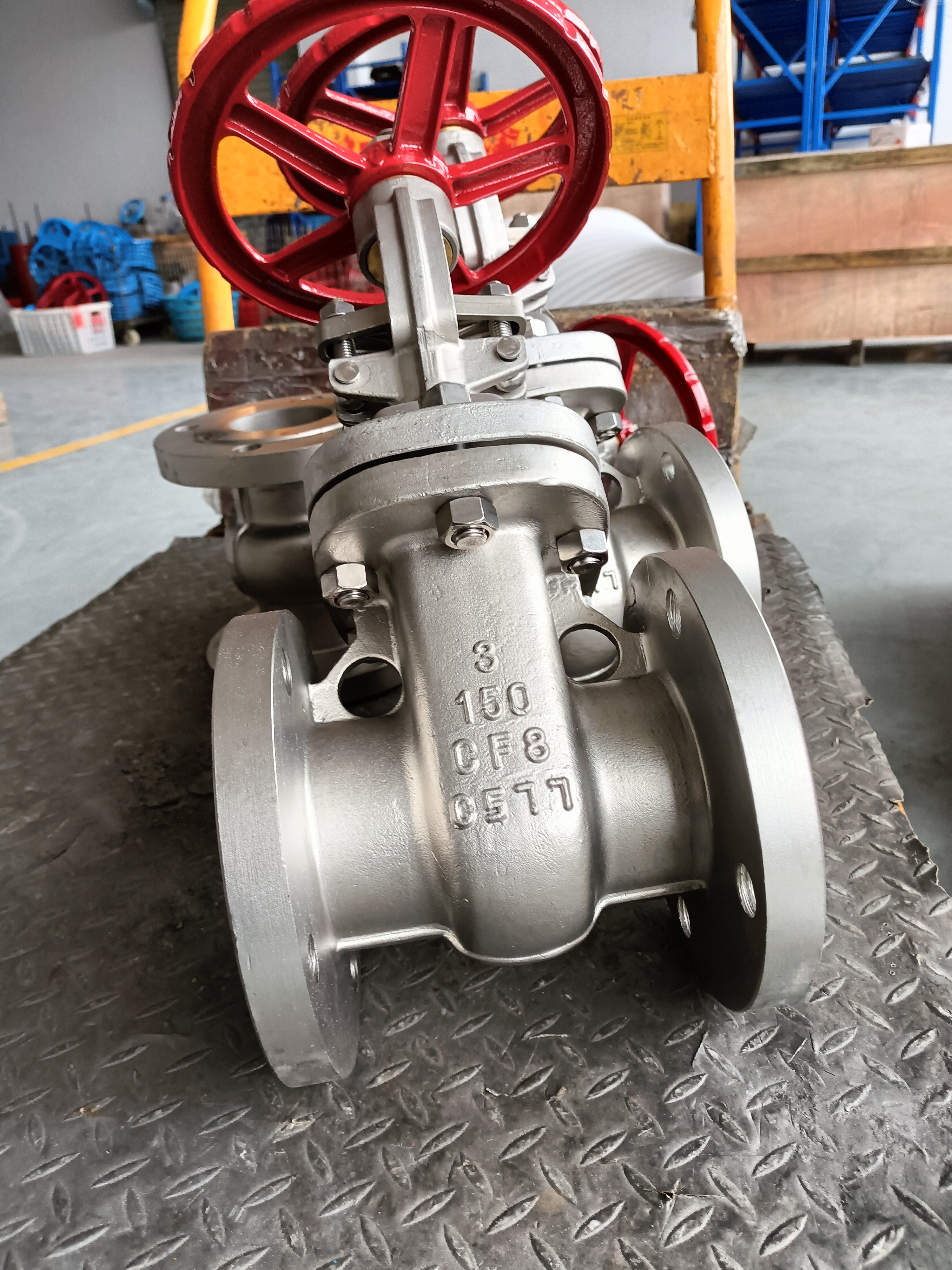 Flexible Wedge CF8 Body Gate Valve with Handle Wheel Outside Screwed and Yorker Rising Stem ANSI150