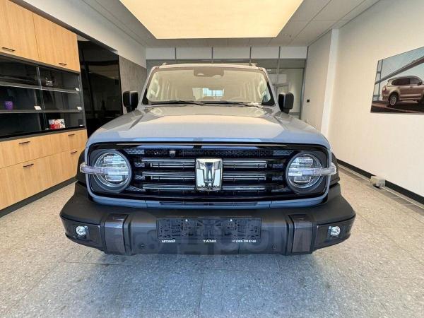 Tank 300 2023 2.0T Challenger Version Compact SUV 2.0T 227HP L4 Engine