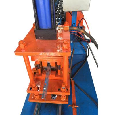 Parafuso prisioneiro do metal do sistema de controlo do PLC e rolo da trilha que forma a máquina totalmente automático