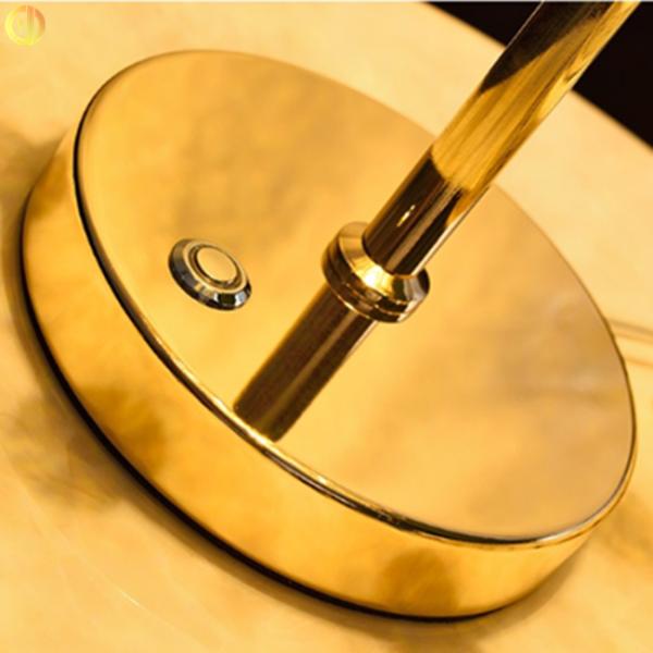 Изготовленная на заказ современная железная комната прожития настольной лампы 7W ухода за больным внутренняя