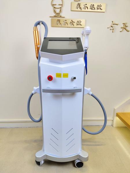 Professional Stationary 755 808 1064nm Diode Laser Hair Removal Machine with Semiconductor Refrigeration