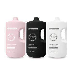 Shampoo Concentré Cheveux Formule 4.5L Pour Rafraîchir et Conditionner les Cheveux