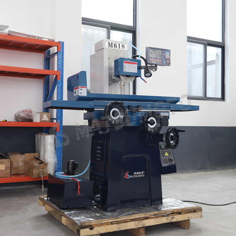 M618 Small Manual Surface Grinding Machine 450x150mm With P4 Precision Bearing