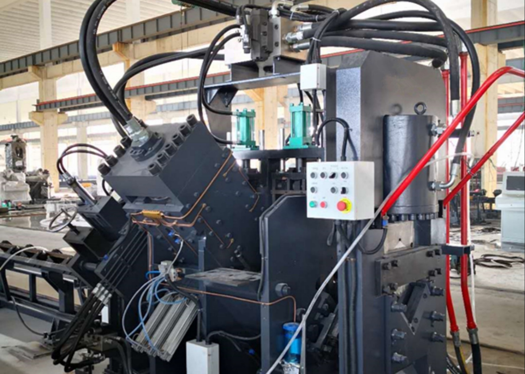 28000×6500×2200mm Angles Shearing Punching Machine Line Input By Keyboard And USB Interface