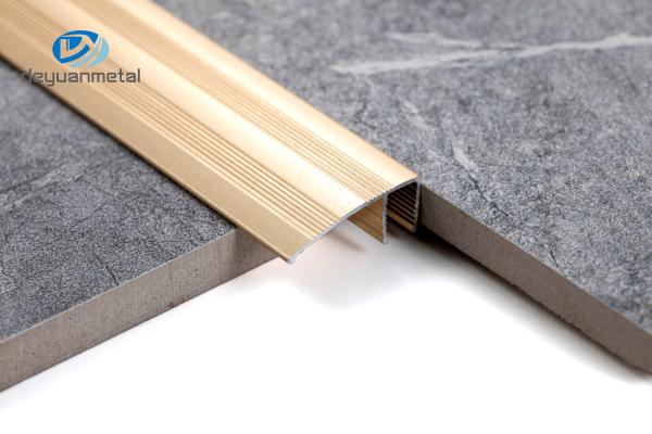 A guarnição de alumínio da borda do assoalho 6063 anodizou a espessura de 0.5mm - de 2mm elegante para a decoração da casa