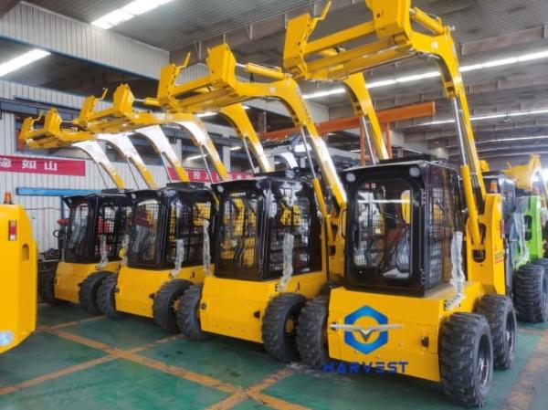 JC45 0.4m3 スキッドステアローダー 36.7kw それは付属品でよく販売されています